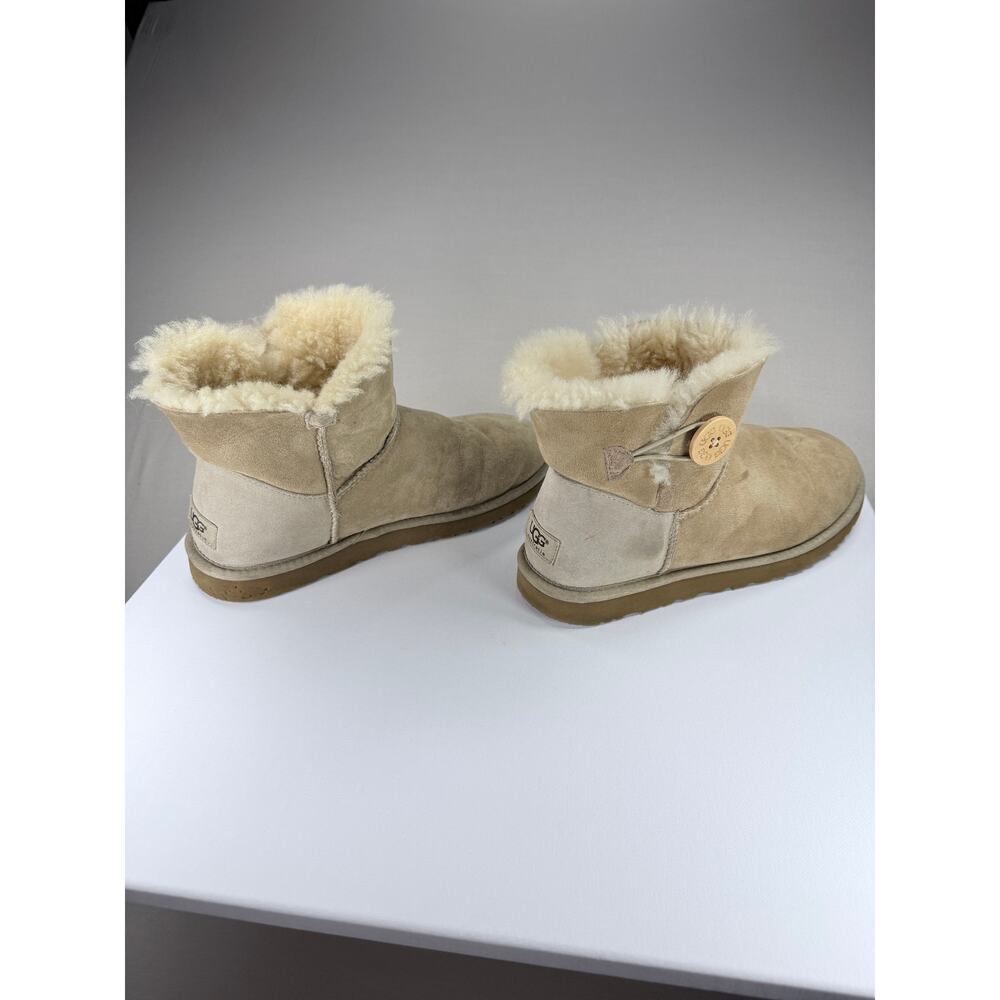 UGG Sand Suede Mini Bailey Button Sheepskin Boots 9 - Picture 4 of 9